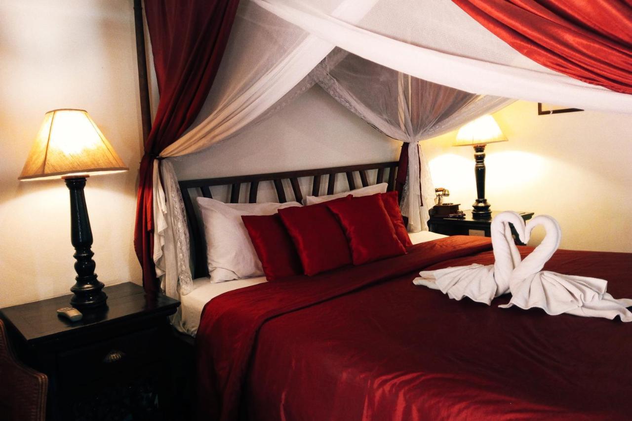 Tri Yaan Na Ros Colonial House Hotel Chiang Mai Exterior photo